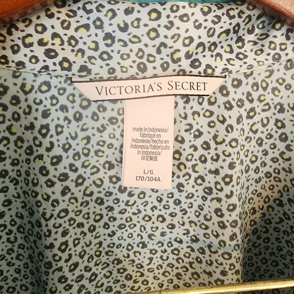 Victoria Secert Silk PJ Set - Picture 2 of 5